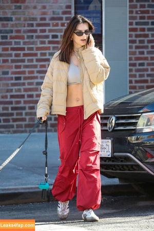 Emily Ratajkowski photo #3523