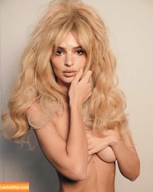 Emily Ratajkowski photo #3551