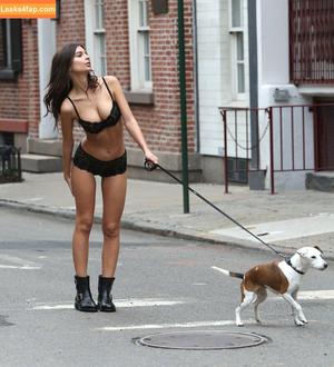 Emily Ratajkowski photo #3685