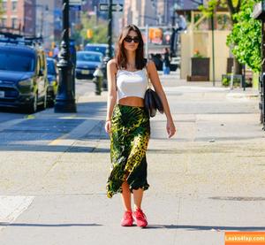 Emily Ratajkowski photo #3721