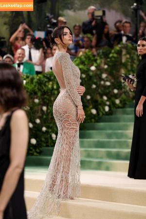 Emily Ratajkowski photo #3832