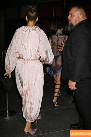 Emily Ratajkowski photo #3873