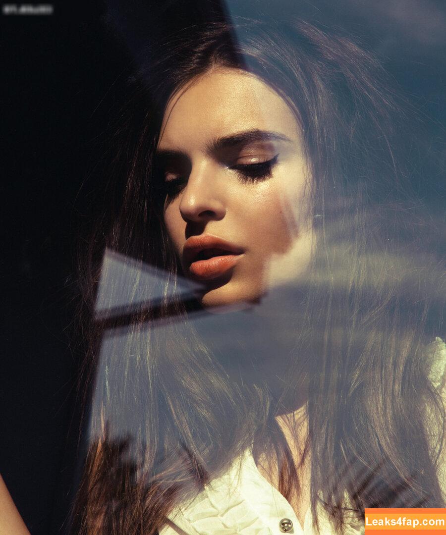 Emily Ratajkowski / Officialemilyratajkowski / emrata / https: leaked photo photo #4013