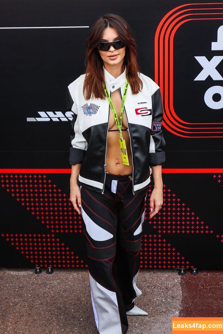 Emily Ratajkowski / Officialemilyratajkowski / emrata / https: leaked photo photo #4085