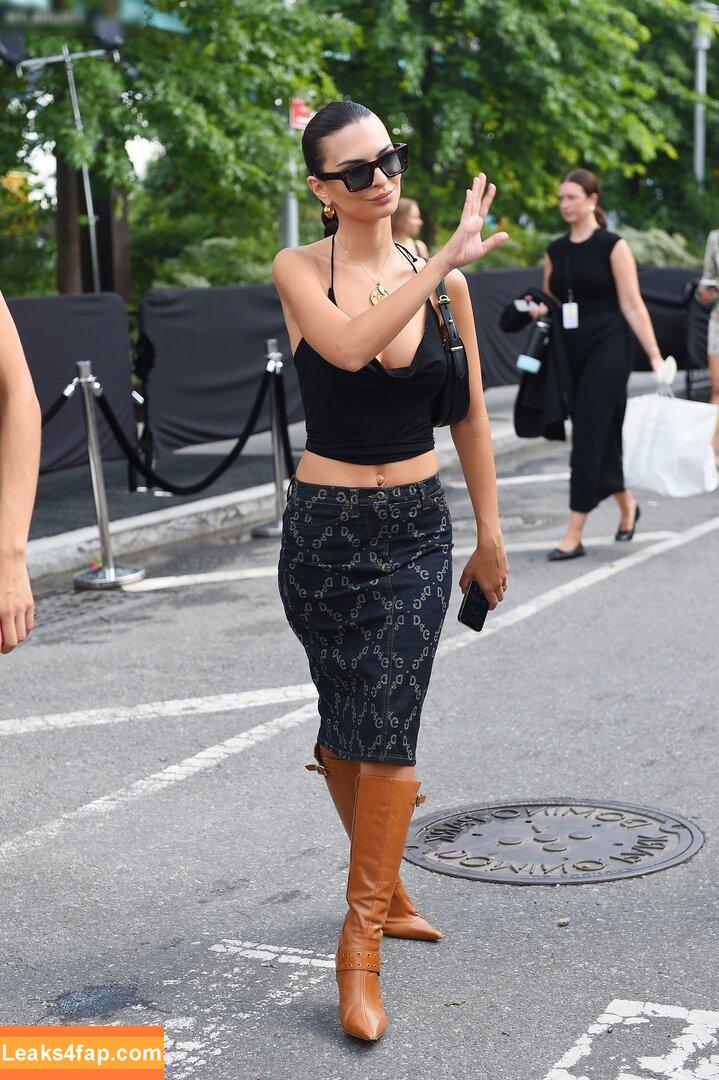 Emily Ratajkowski / Officialemilyratajkowski / emrata / https: leaked photo photo #4153