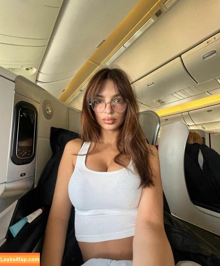 Emily Ratajkowski / Officialemilyratajkowski / emrata / https: leaked photo photo #4224