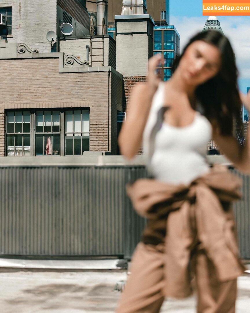 Emily Ratajkowski / Officialemilyratajkowski / emrata / https: leaked photo photo #4349