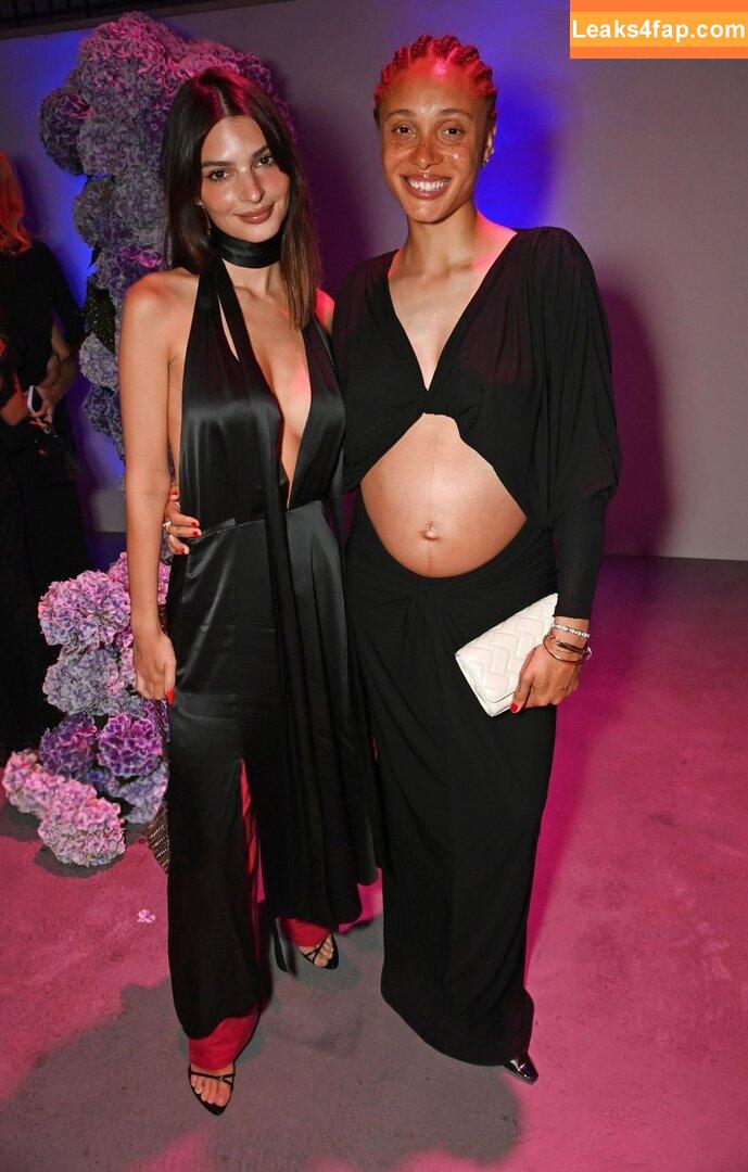 Emily Ratajkowski / Officialemilyratajkowski / emrata / https: leaked photo photo #4427