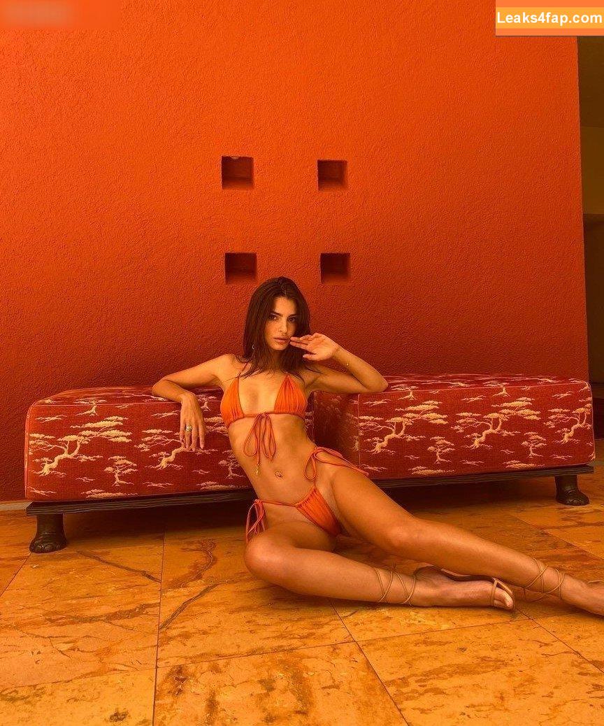 Emily Ratajkowski / Officialemilyratajkowski / emrata / https: leaked photo photo #4466