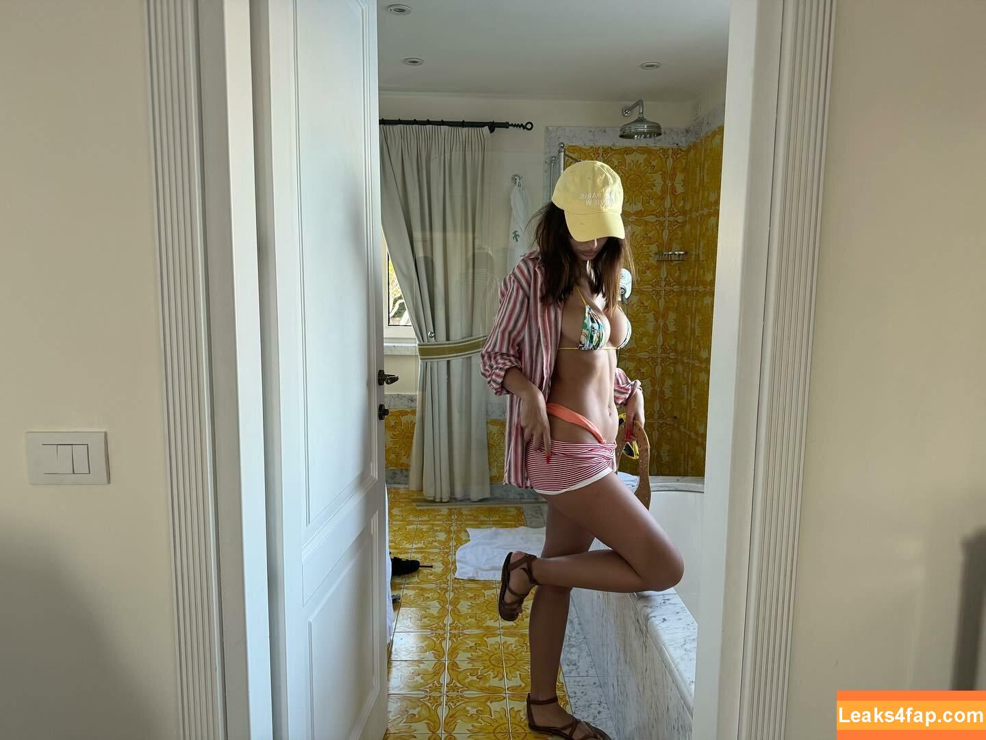 Emily Ratajkowski / Officialemilyratajkowski / emrata / https: leaked photo photo #4476