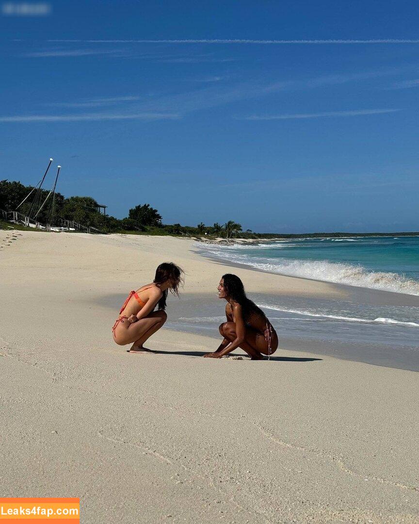 Emily Ratajkowski / Officialemilyratajkowski / emrata / https: leaked photo photo #4496