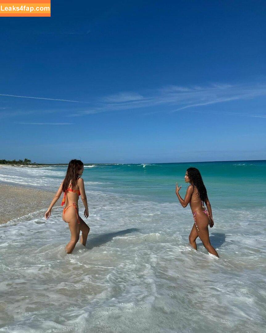 Emily Ratajkowski / Officialemilyratajkowski / emrata / https: leaked photo photo #4501