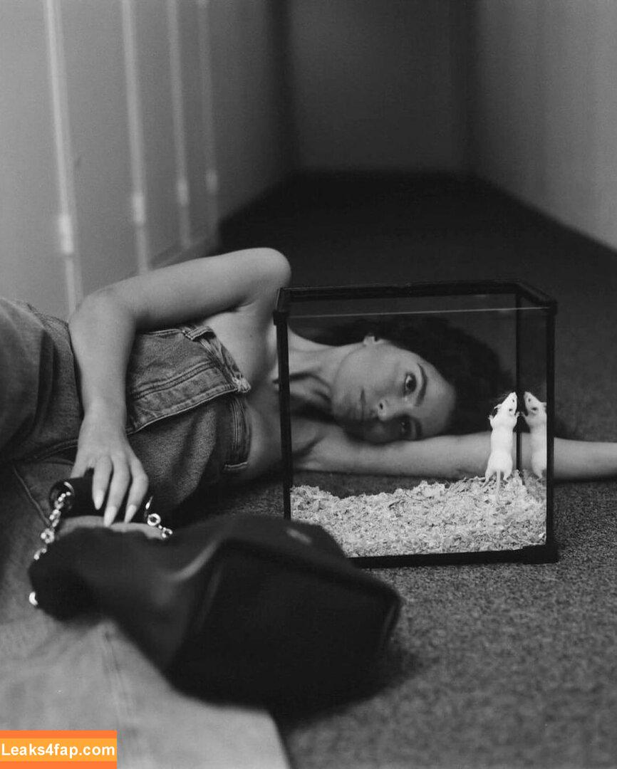 Emily Ratajkowski / Officialemilyratajkowski / emrata / https: leaked photo photo #4510