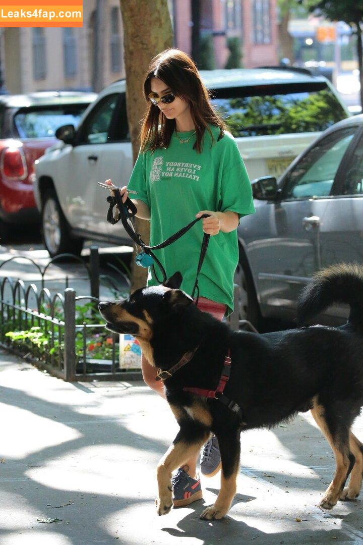 Emily Ratajkowski / Officialemilyratajkowski / emrata / https: leaked photo photo #4601