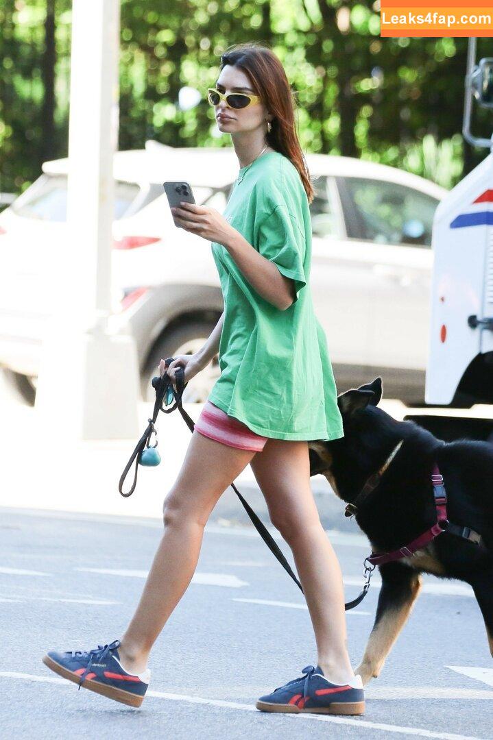 Emily Ratajkowski / Officialemilyratajkowski / emrata / https: leaked photo photo #4602