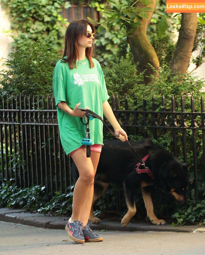 Emily Ratajkowski / Officialemilyratajkowski / emrata / https: leaked photo photo #4611