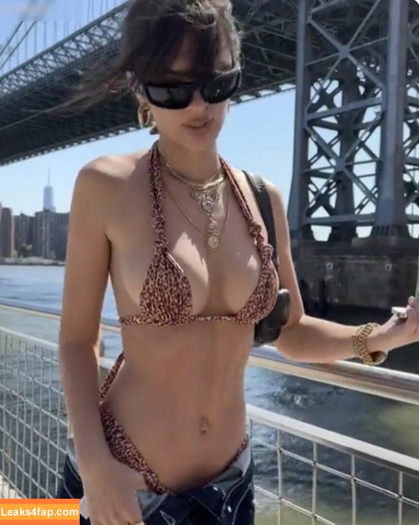 Emily Ratajkowski / Officialemilyratajkowski / emrata / https: leaked photo photo #4625