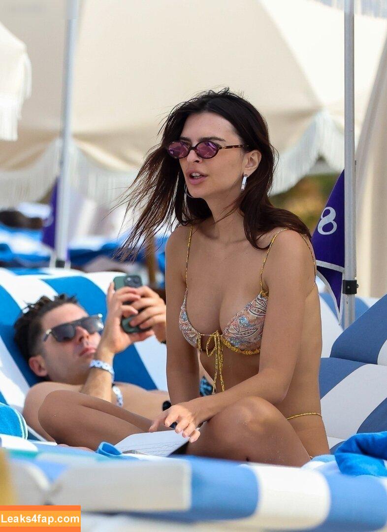 Emily Ratajkowski / Officialemilyratajkowski / emrata / https: leaked photo photo #4760
