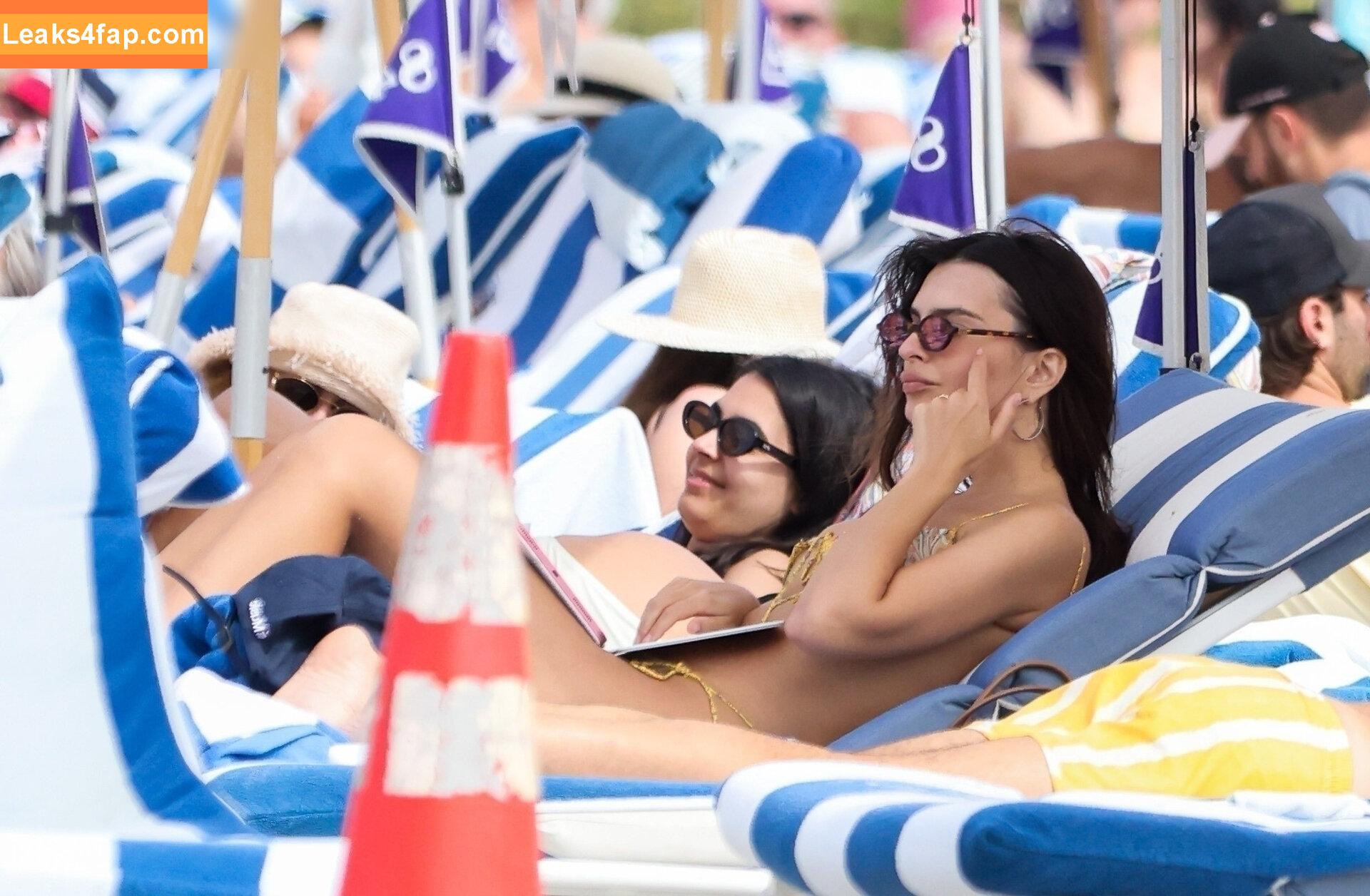 Emily Ratajkowski / Officialemilyratajkowski / emrata / https: leaked photo photo #4777