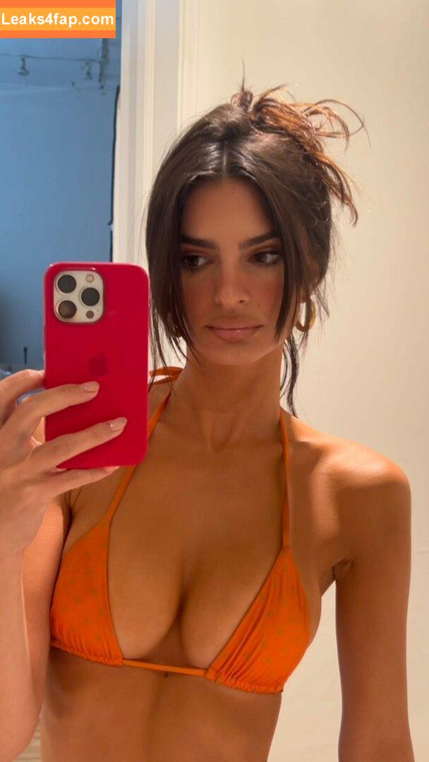 Emily Ratajkowski / Officialemilyratajkowski / emrata / https: leaked photo photo #4843