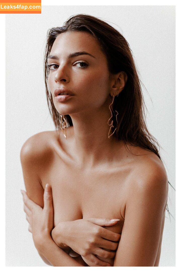 Emily Ratajkowski / Officialemilyratajkowski / emrata / https: leaked photo photo #4935