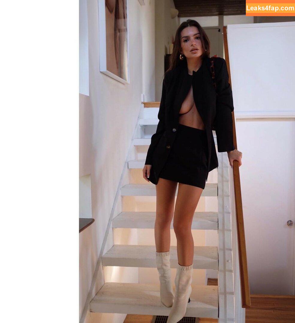 Emily Ratajkowski / Officialemilyratajkowski / emrata / https: leaked photo photo #4982