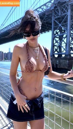 Emily Ratajkowski photo #4024