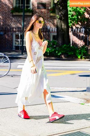 Emily Ratajkowski photo #4176