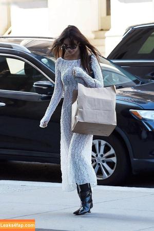 Emily Ratajkowski photo #4211