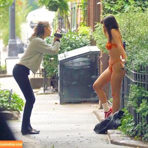 Emily Ratajkowski photo #4305