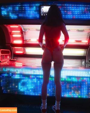 Emily Ratajkowski photo #4401