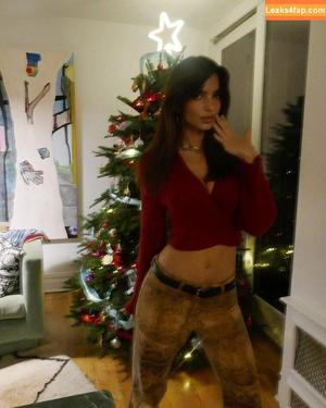 Emily Ratajkowski photo #4482