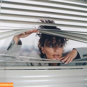 Emily Ratajkowski photo #4504