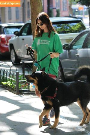 Emily Ratajkowski photo #4601