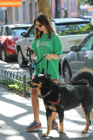 Emily Ratajkowski photo #4612