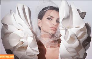 Emily Ratajkowski photo #4620