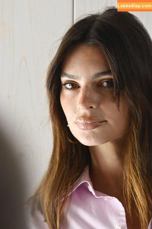 Emily Ratajkowski photo #4824