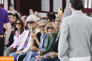 Emily Ratajkowski photo #4827