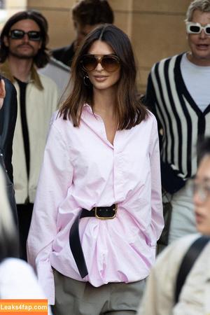 Emily Ratajkowski photo #4830