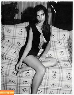 Emily Ratajkowski photo #4908