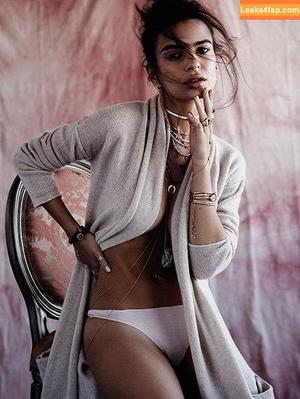 Emily Ratajkowski photo #4946