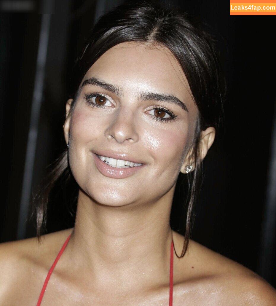 Emily Ratajkowski / emrata leaked photo photo #5054