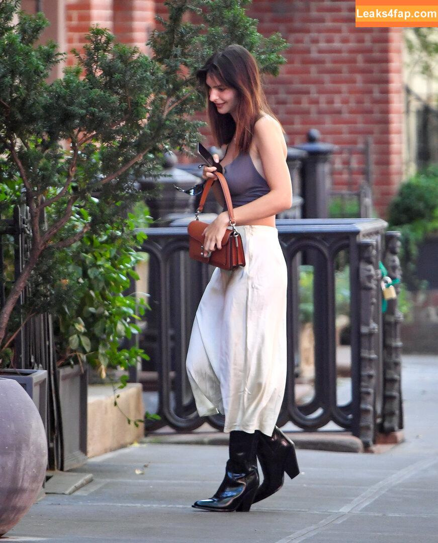 Emily Ratajkowski / emrata слитое фото фото #5175