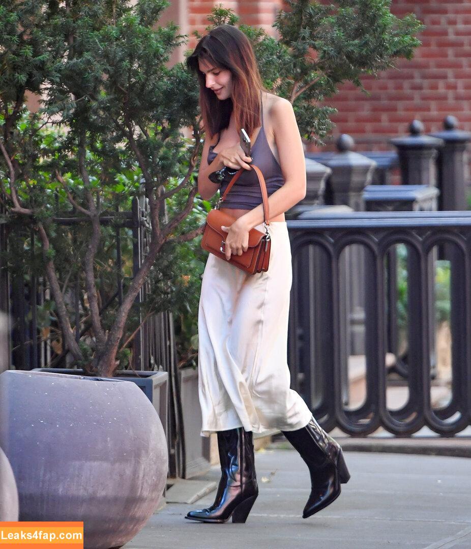 Emily Ratajkowski / emrata слитое фото фото #5177