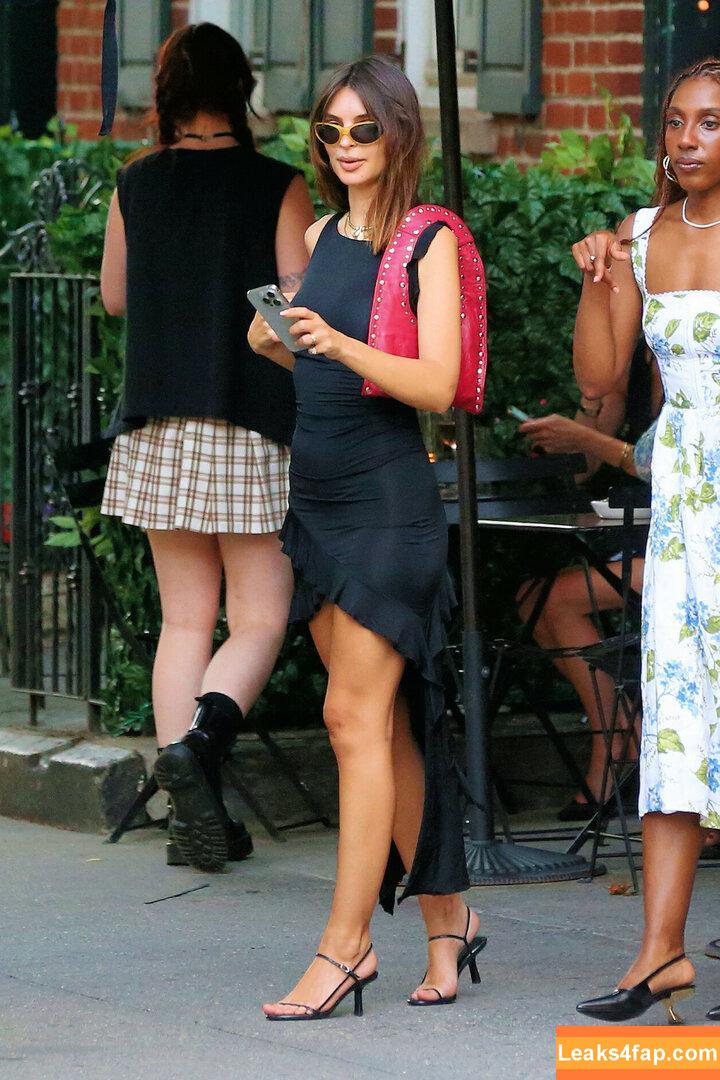 Emily Ratajkowski / emrata слитое фото фото #5651