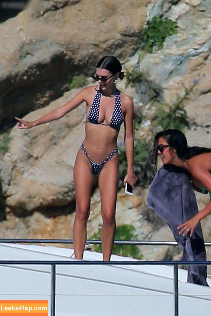 Emily Ratajkowski / emrata слитое фото фото #5751