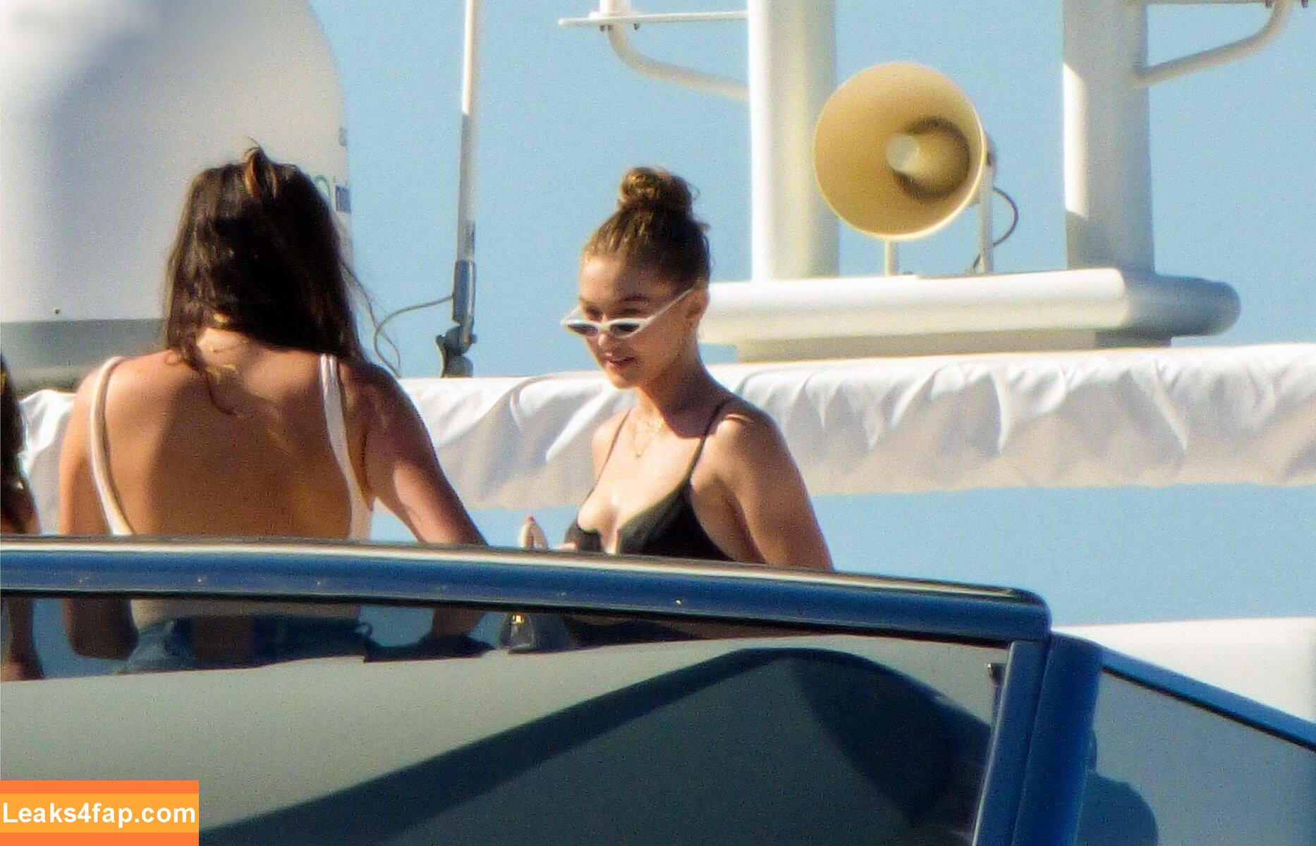 Emily Ratajkowski / emrata слитое фото фото #5758