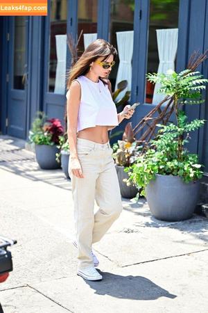 Emily Ratajkowski фото #5085