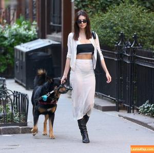 Emily Ratajkowski фото #5100