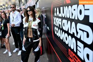 Emily Ratajkowski фото #5301